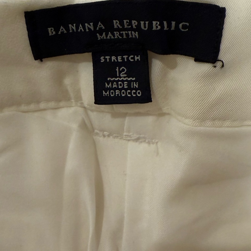 NWOT Banana Republic “Martin” capris size 12. - Picture 4 of 5